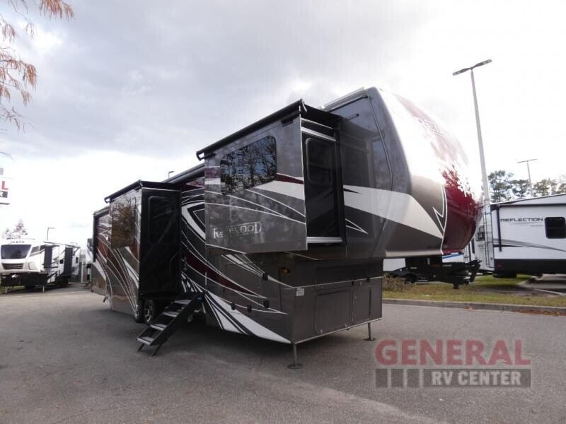 2022 Crossroads Redwood RVs For Sale RVs On Autotrader