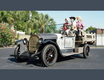 Photo 1 for 1921 Oldsmobile Custom