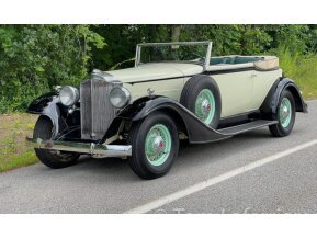 1933 Packard Super 8