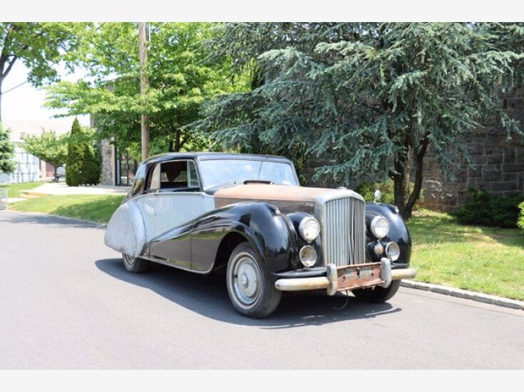 Thumbnail Photo undefined for 1951 Bentley Mark VI