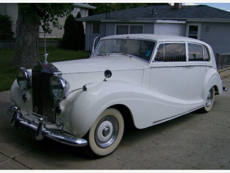 Thumbnail Photo undefined for 1955 Rolls-Royce Silver Wraith