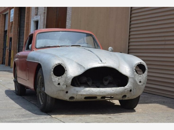 Thumbnail Photo undefined for 1957 Aston Martin DB2-4