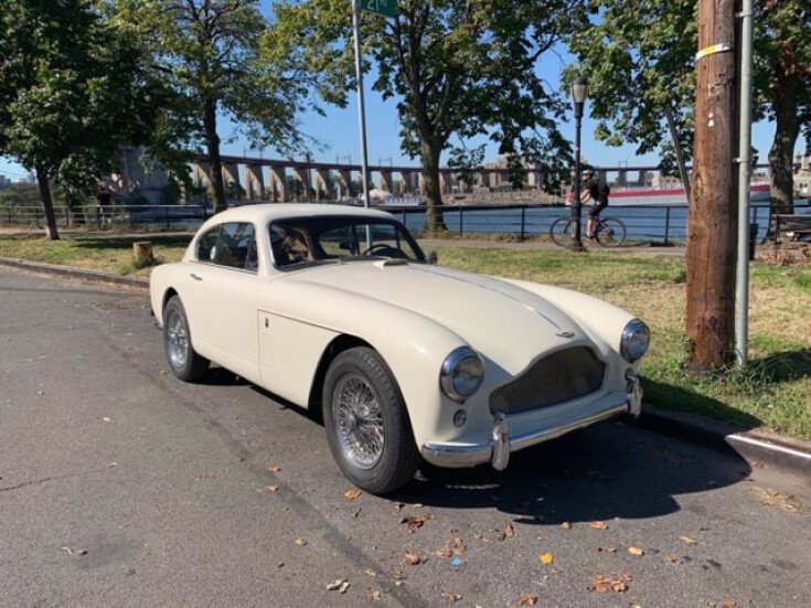 Thumbnail Photo undefined for 1959 Aston Martin DB MK III