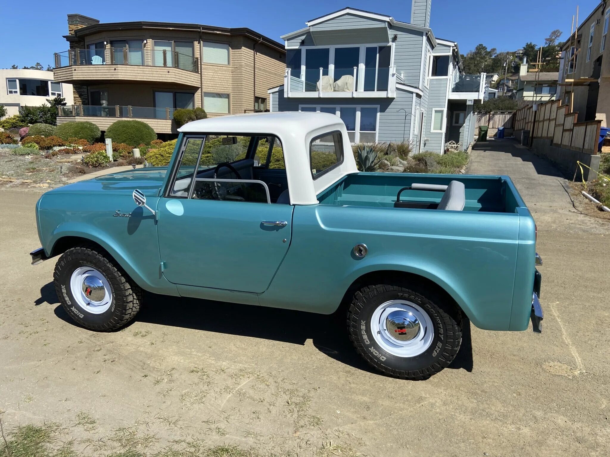 international pickup truck for sale canada