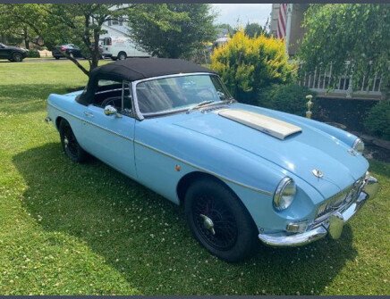 Photo 1 for 1967 MG MGB
