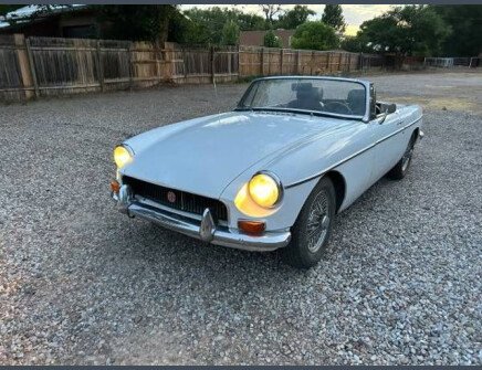 Photo 1 for 1968 MG MGB