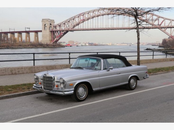 Mercedes Dealer Queens / Mercedes-Benz Huntington, Long Island, Queens