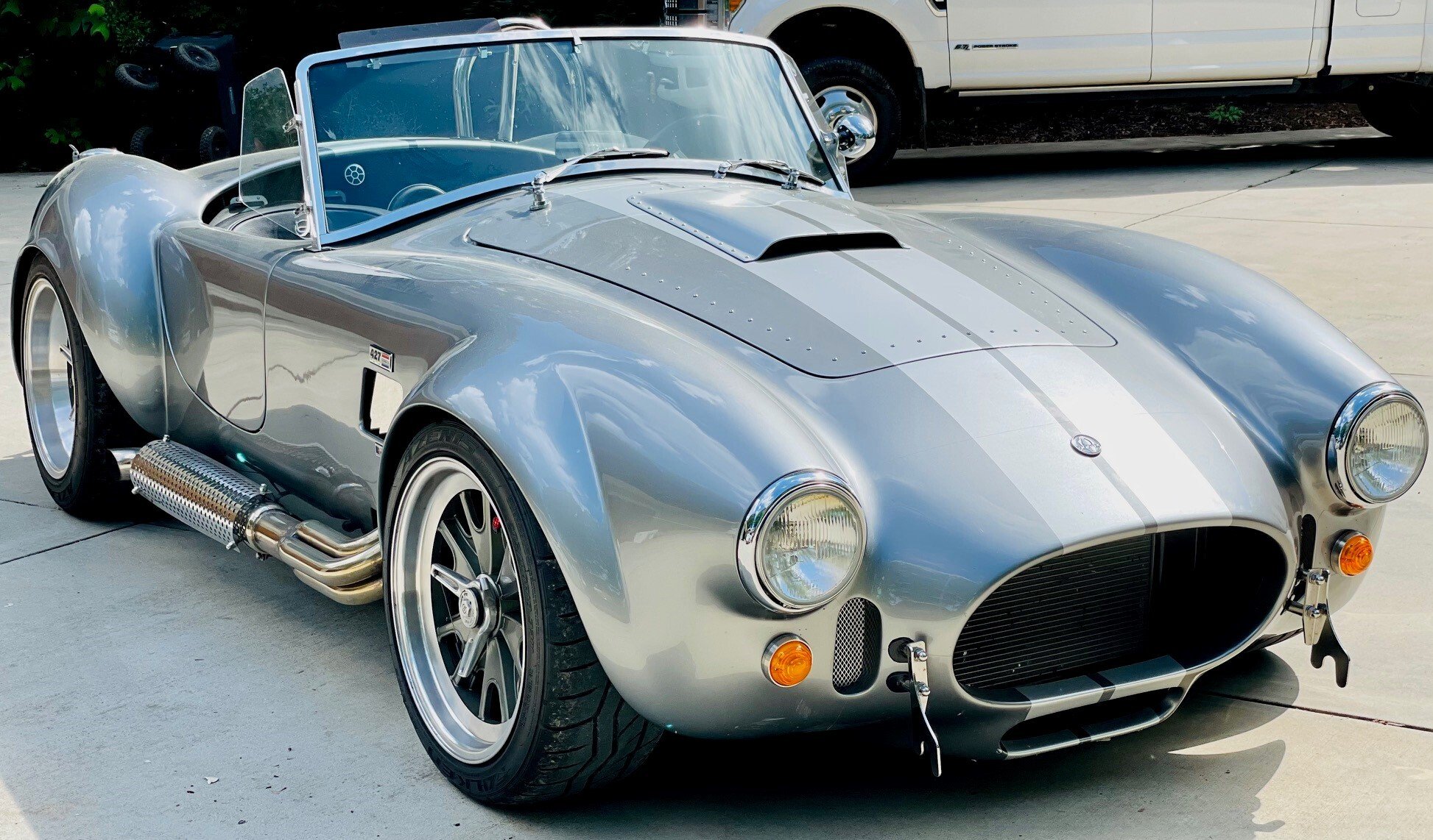 1969-Shelby-Cobra-Kit%20Cars%20&%20Replicas--Car-101523512-d6db346603cbaccfb9394191d2ebb8e2.jpg