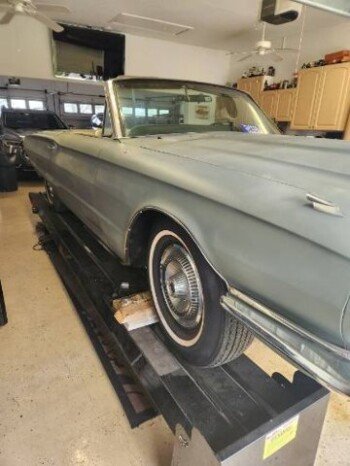 1972 Ford Thunderbird
