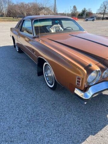 1977-Chrysler-Cordoba-American_Classics-