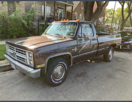 Photo 1 for 1986 Chevrolet C/K Truck 2WD Regular Cab 2500 for Sale by Owner