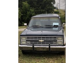 1986 Chevrolet Suburban 2WD for sale 101779231