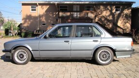 1987 BMW 325 Sedan