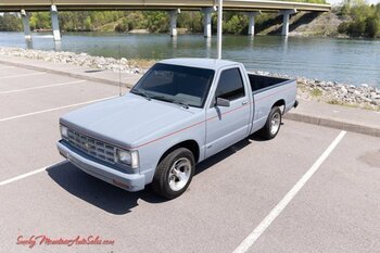 1987 Chevrolet S10 Pickup 2WD Regular Cab