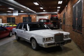 1987 Lincoln Town Car for sale 102016391