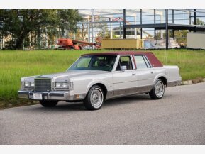 1988 Lincoln Town Car Signature for sale 101827213