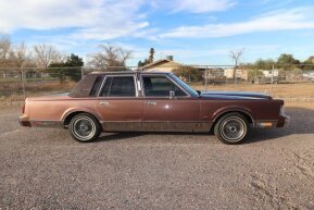 1988 Lincoln Town Car Signature for sale 101905488