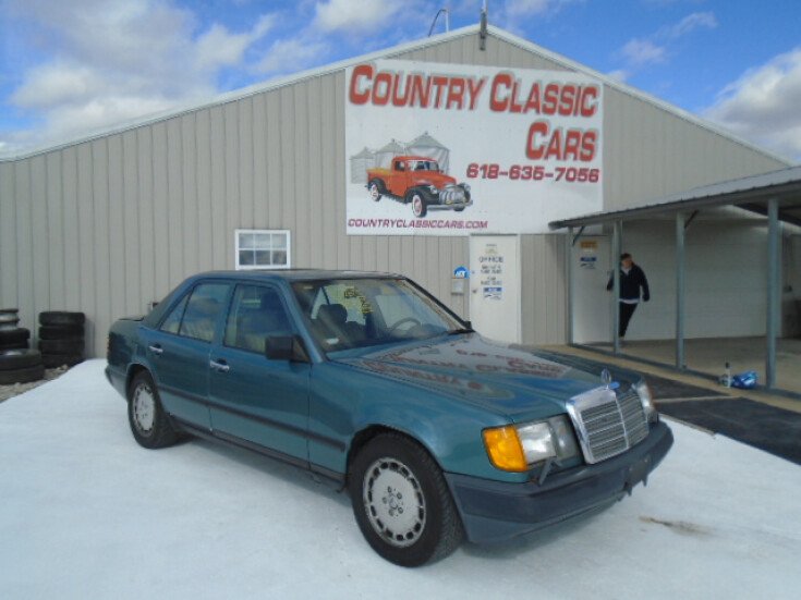 Photo for 1988 Mercedes-Benz 300E