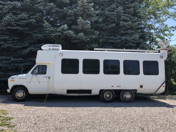 Thumbnail Photo undefined for 1990 Ford E-350 and Econoline 350