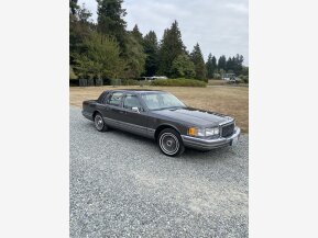 1990 Lincoln Town Car Signature for sale 101817538