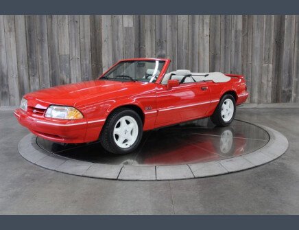 Photo 1 for 1992 Ford Mustang