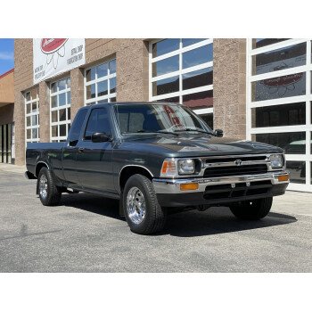 1993 Toyota Pickup 2WD Xtracab Deluxe