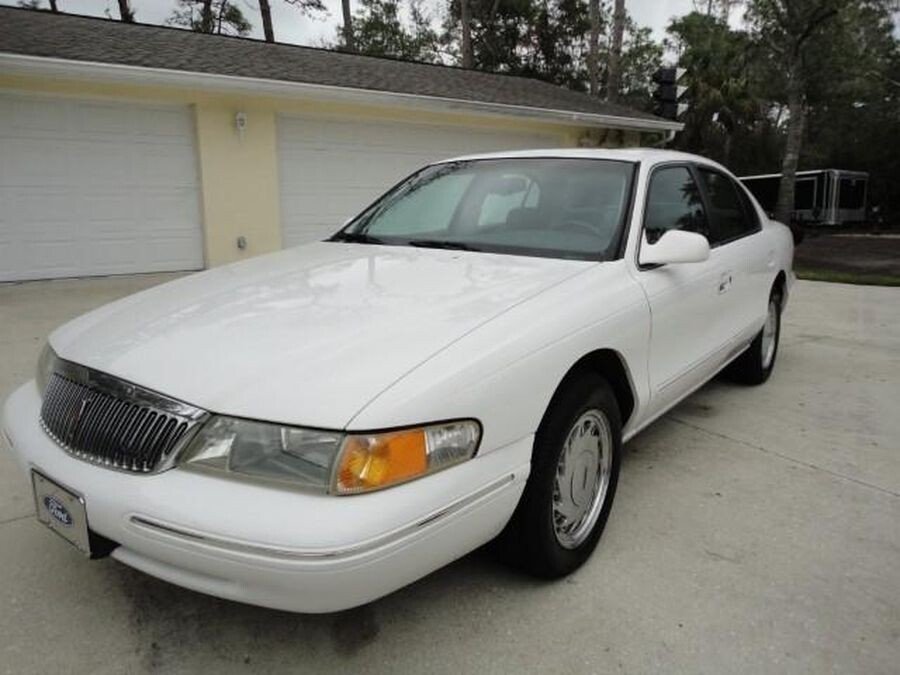 1995 Lincoln Continental Classic Cars for Sale near Finleyville