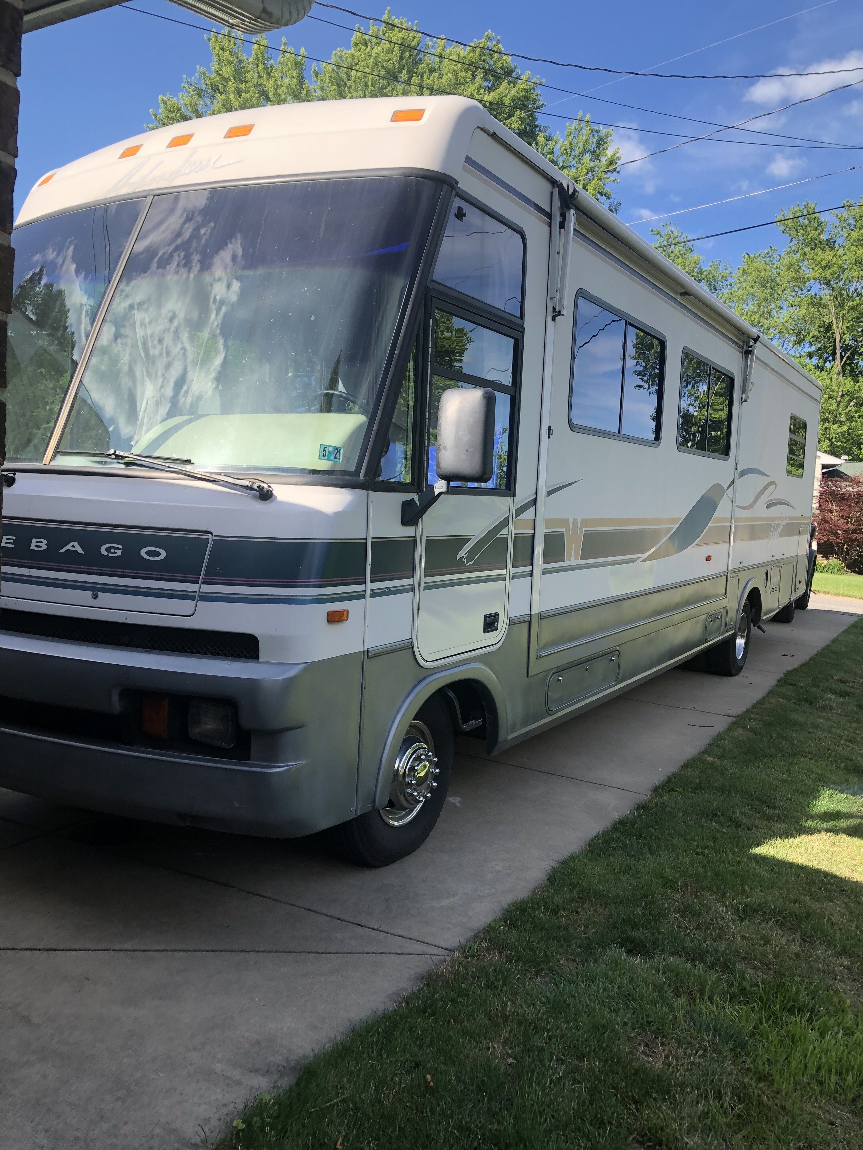 1996 motorhomes for sale on Rvs For Sale Rvs On Autotrader