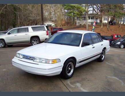 Photo 1 for 1996 Ford Crown Victoria