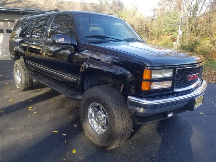 Photo for 1996 GMC Suburban 4WD