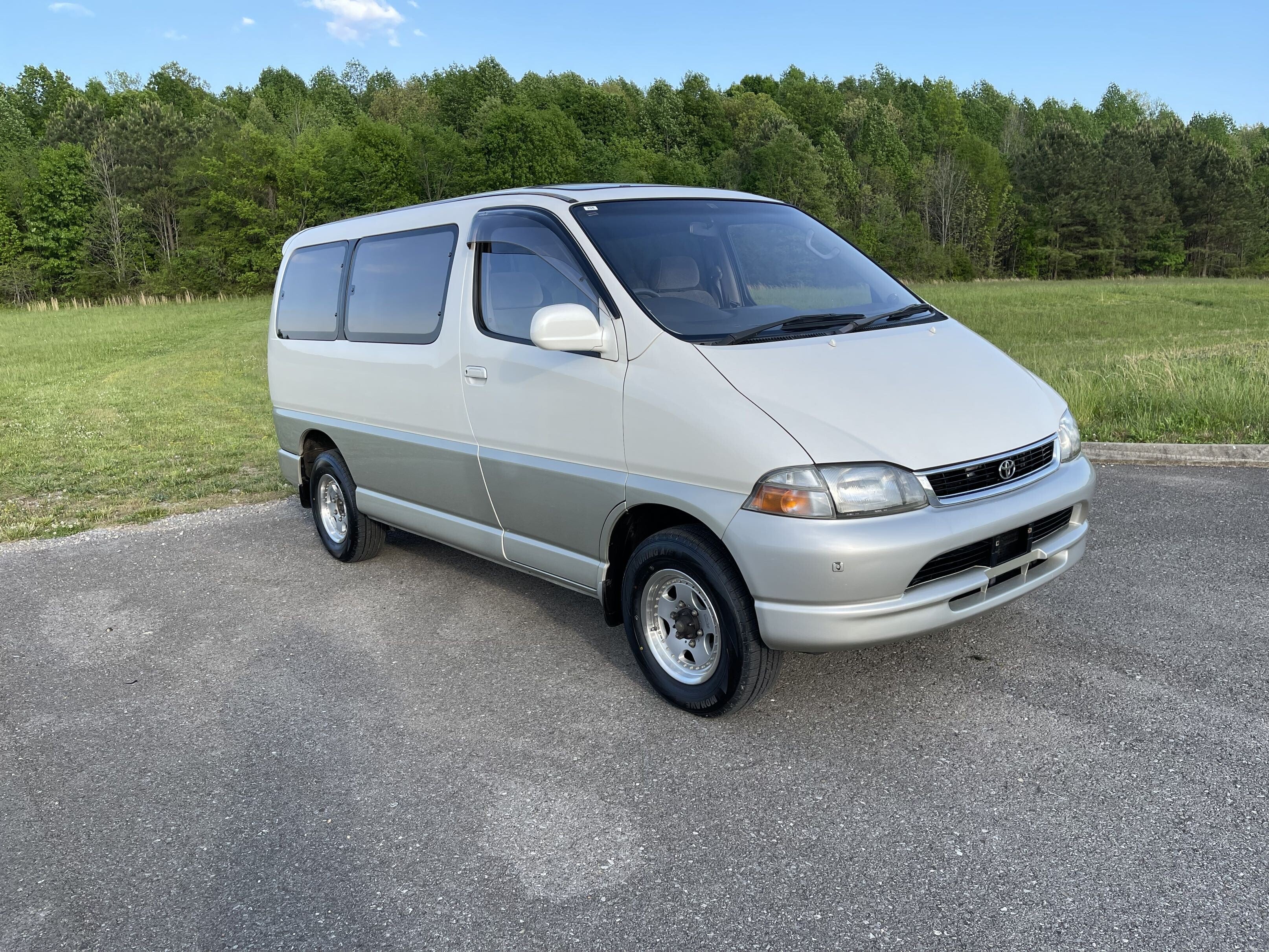 Toyota Granvia Classic Cars for Sale near Bodfish, California