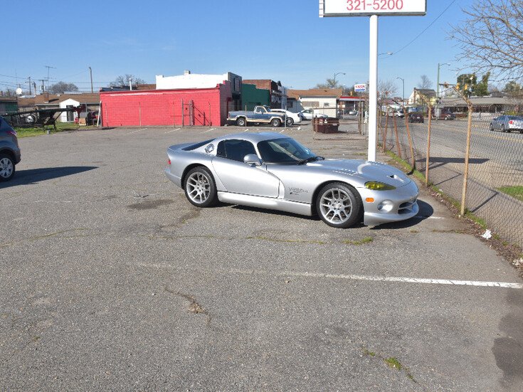 Thumbnail Photo undefined for 1998 Dodge Viper GTS Coupe