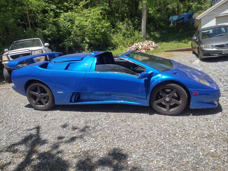 Thumbnail Photo undefined for 1998 Lamborghini Diablo-Replica