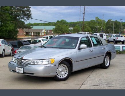 Thumbnail Photo undefined for 1998 Lincoln Town Car