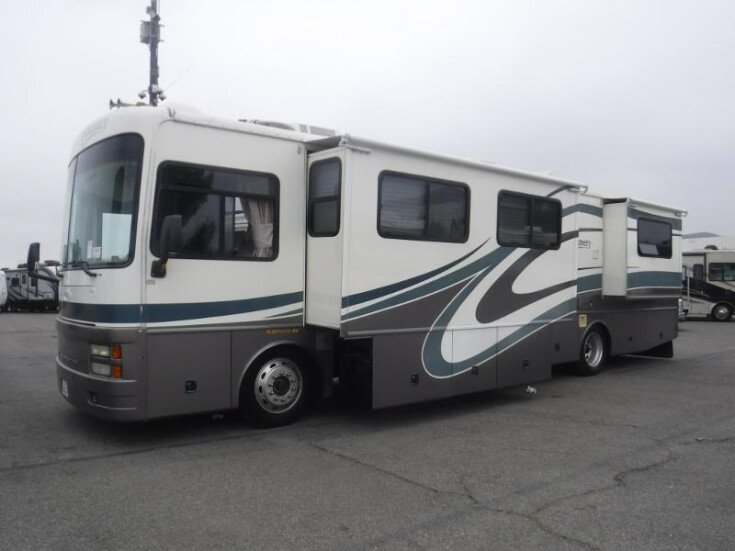 Photo for 2002 Fleetwood Discovery 37U