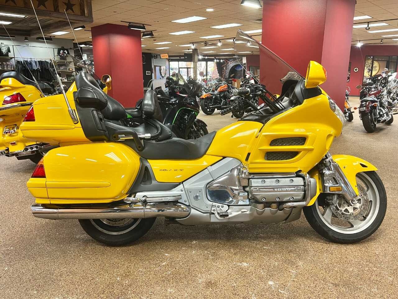 2002 deals honda goldwing