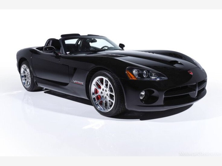 Thumbnail Photo undefined for 2004 Dodge Viper