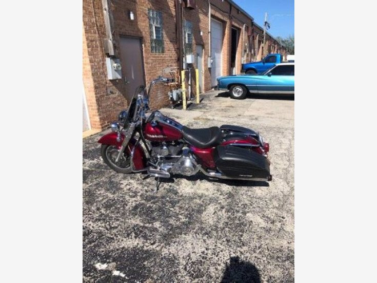 Thumbnail Photo undefined for 2004 Harley-Davidson Touring