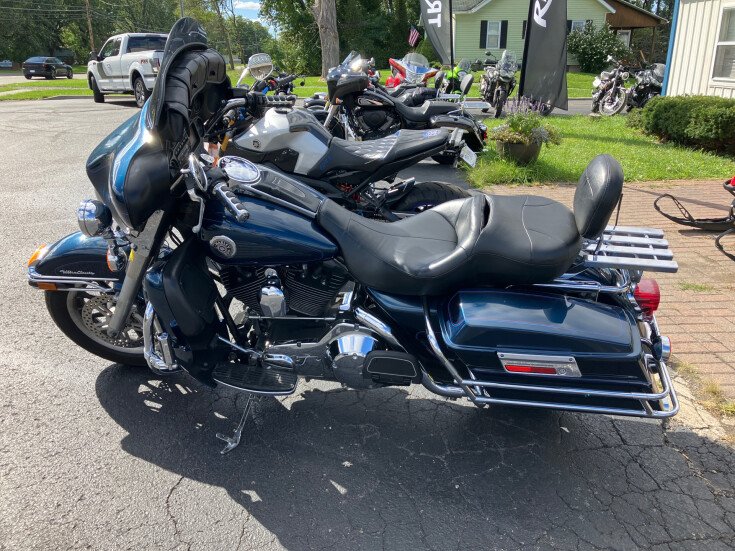 Thumbnail Photo undefined for 2004 Harley-Davidson Touring