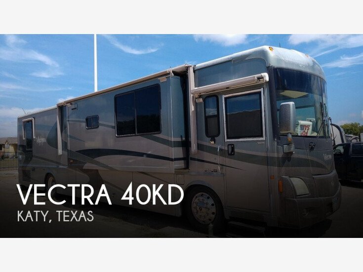 Thumbnail Photo undefined for 2004 Winnebago Vectra