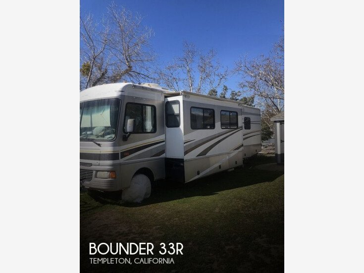 Thumbnail Photo undefined for 2005 Fleetwood Bounder