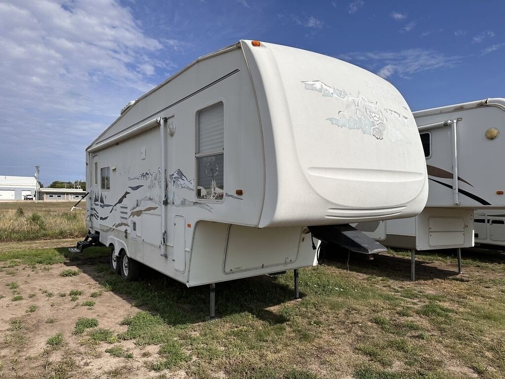 Used campers for sale deals by owner near me