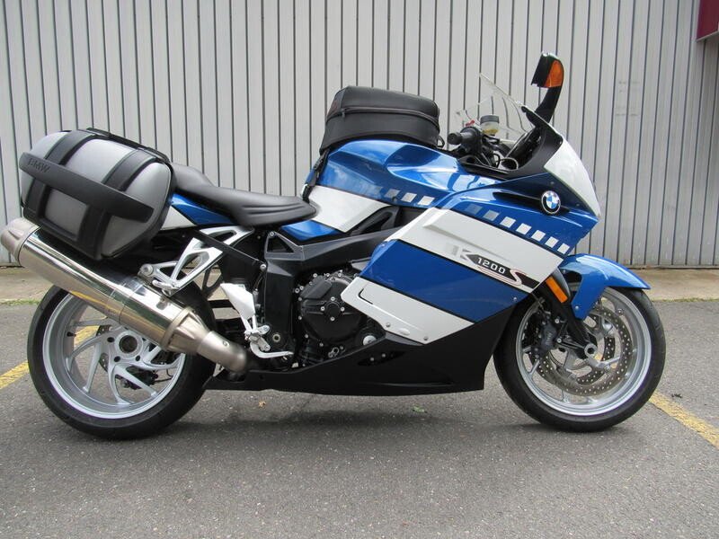 bmw touring bike