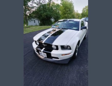 Photo 1 for 2006 Ford Mustang GT