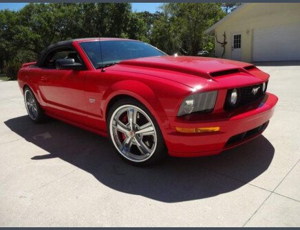 Photo 1 for 2006 Ford Mustang