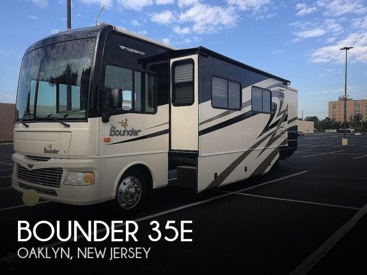 Thumbnail Photo undefined for 2008 Fleetwood Bounder