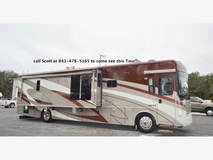 Thumbnail Photo undefined for 2008 Winnebago Tour