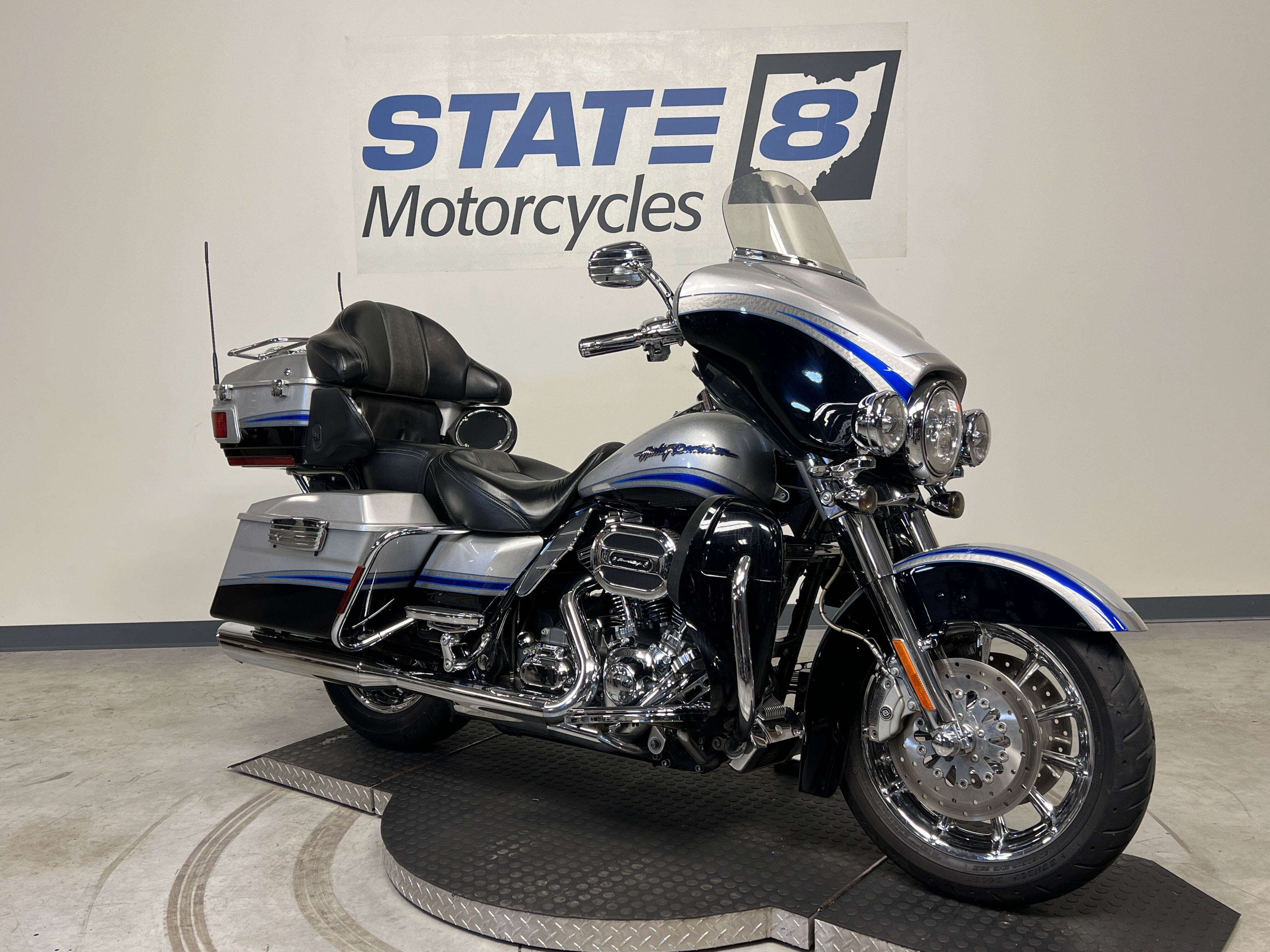 2009 Harley Davidson CVO Ultra Classic for sale near Peninsula