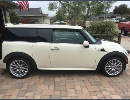 Photo 1 for 2009 MINI Cooper Clubman John Cooper Works for Sale by Owner