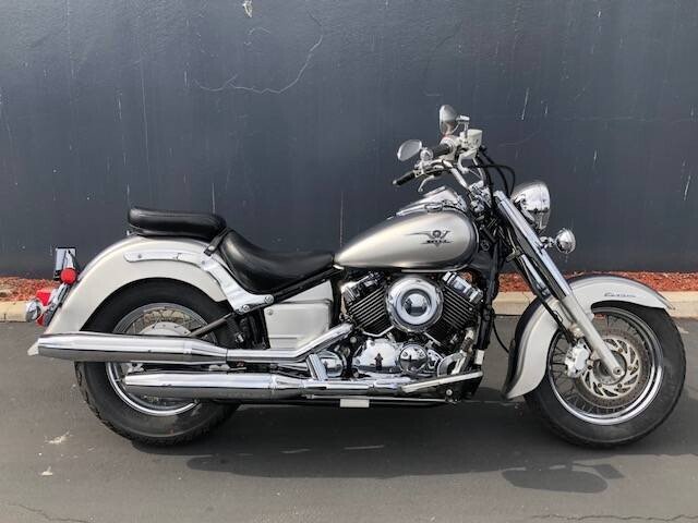 yamaha v star 600